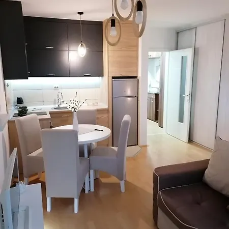 Emili Апартаменты